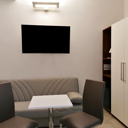 Residenza Tupini, S.Pietro Suites Rom Exteriör bild