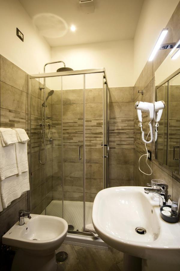 Residenza Tupini, S.Pietro Suites Rom Exteriör bild