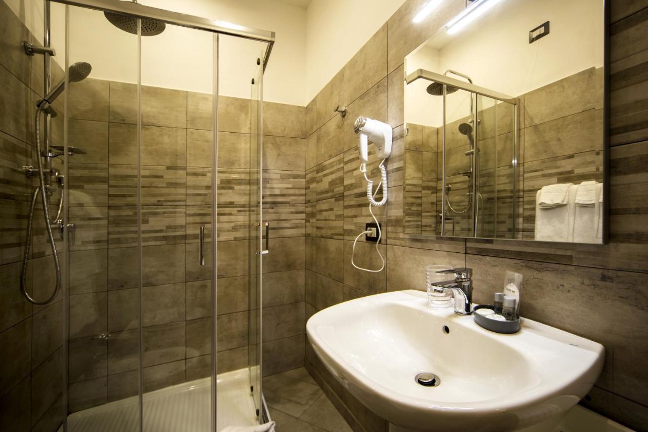 Residenza Tupini, S.Pietro Suites Rom Exteriör bild