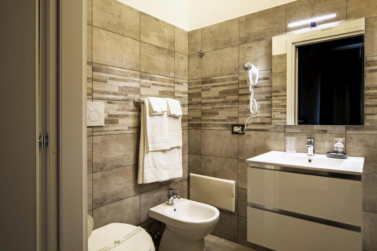 Residenza Tupini, S.Pietro Suites Rom Exteriör bild