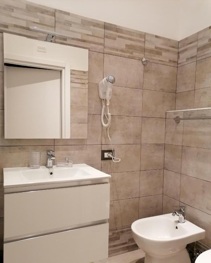 Residenza Tupini, S.Pietro Suites Rom Exteriör bild